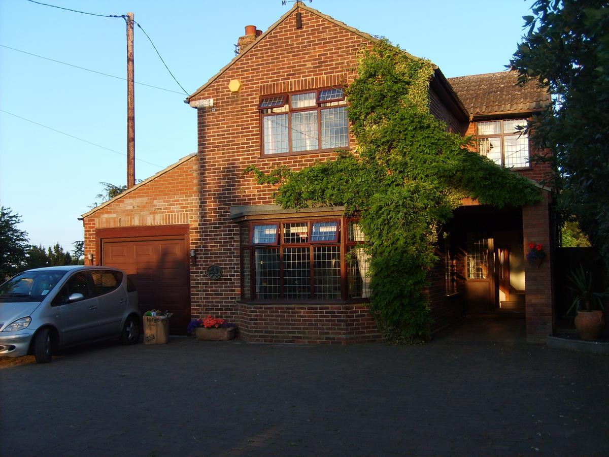 Barnfield B&B Saint Osyth ภายนอก รูปภาพ